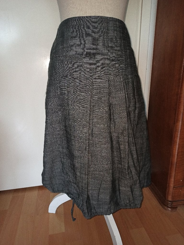 Prachtige nette grijze rok van Inizia Collection maat 44, Kleding | Dames, Verzenden, Zwart, Maat 42/44 (L), Zo goed als nieuw
