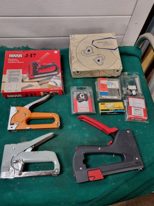 handtackers nietapparaten vier stuks, Ophalen of Verzenden, 'T Olde Gre-j, Info@toldegrej.nl, Endepoelstraat 20f Didam