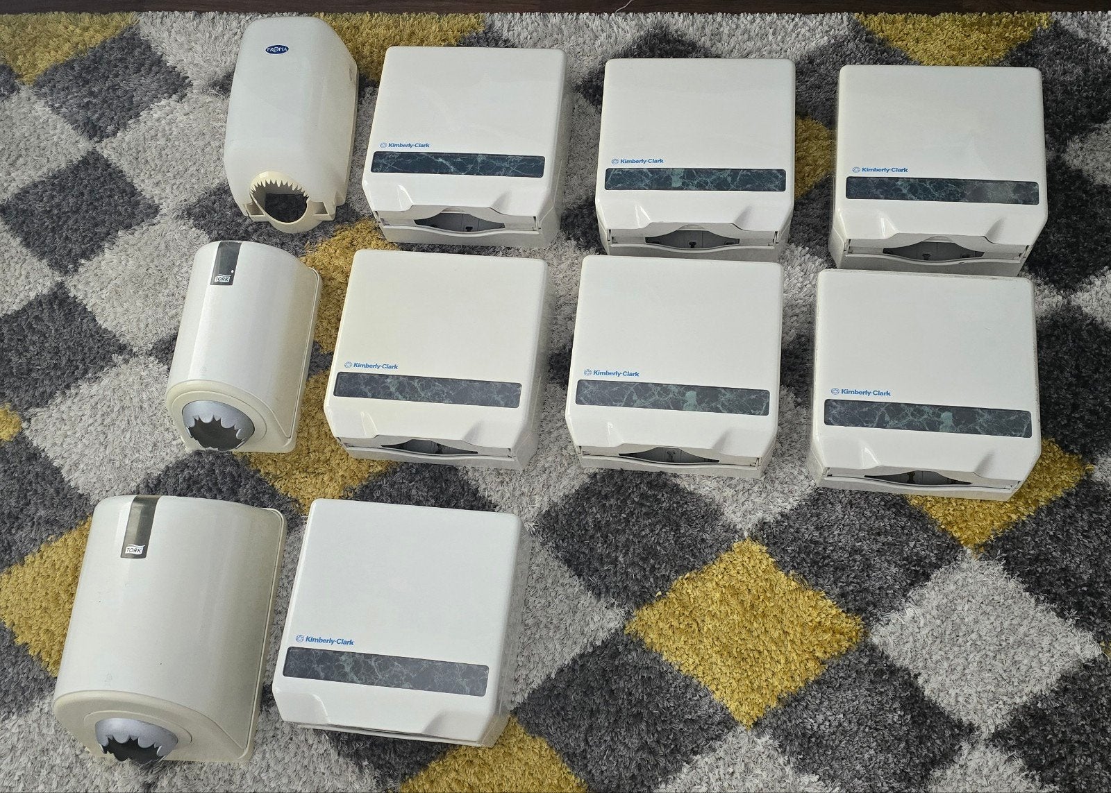 10 dispensers voor papieren handdoekjes, keukenpapier, Ophalen, Zo goed als nieuw