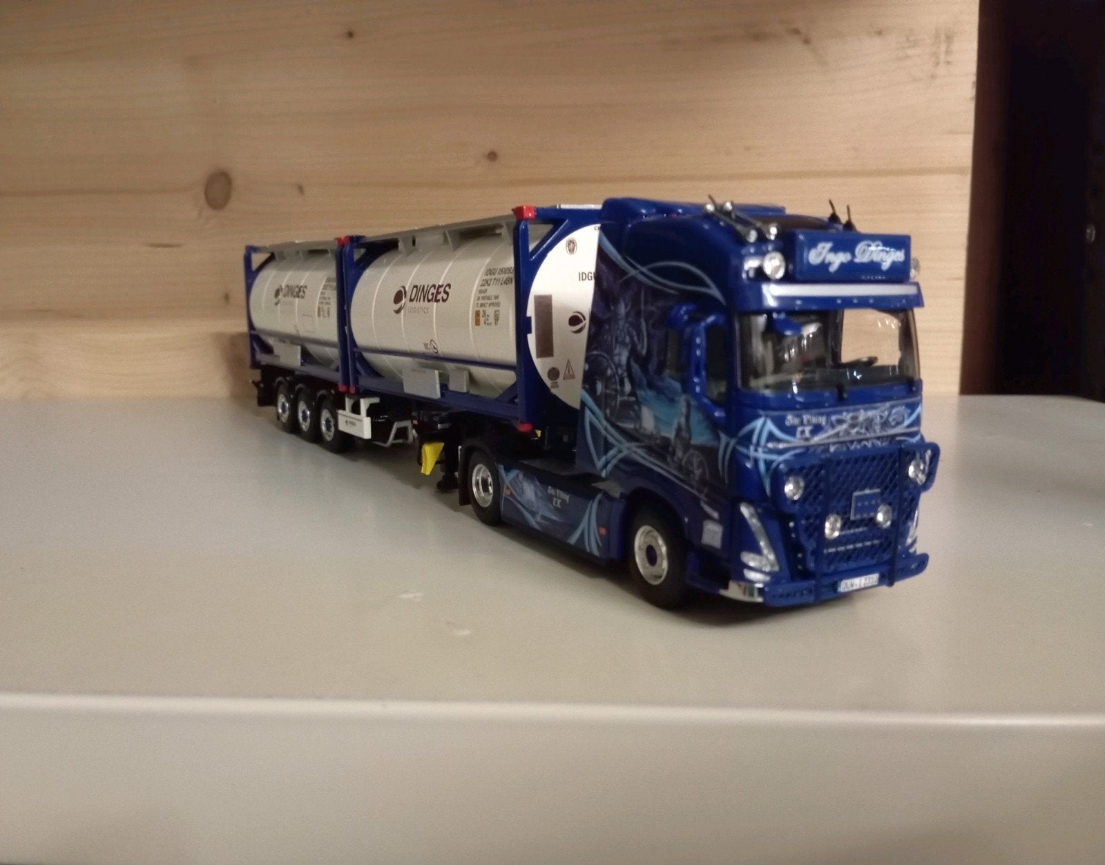Volvo FH Ingo Dinges combinatie WSI, Hobby en Vrije tijd, Modelauto's | 1:50, Ophalen of Verzenden, Nieuw, Bus of Vrachtwagen