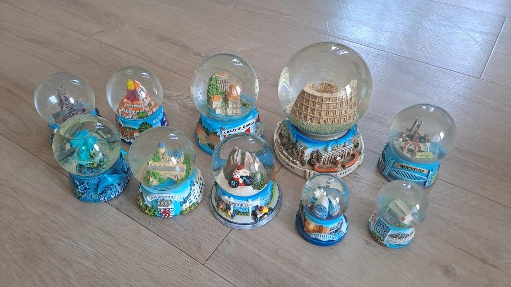 Verzameling van 10 diverse sneeuwbollen, Ophalen of Verzenden, Gebruikt