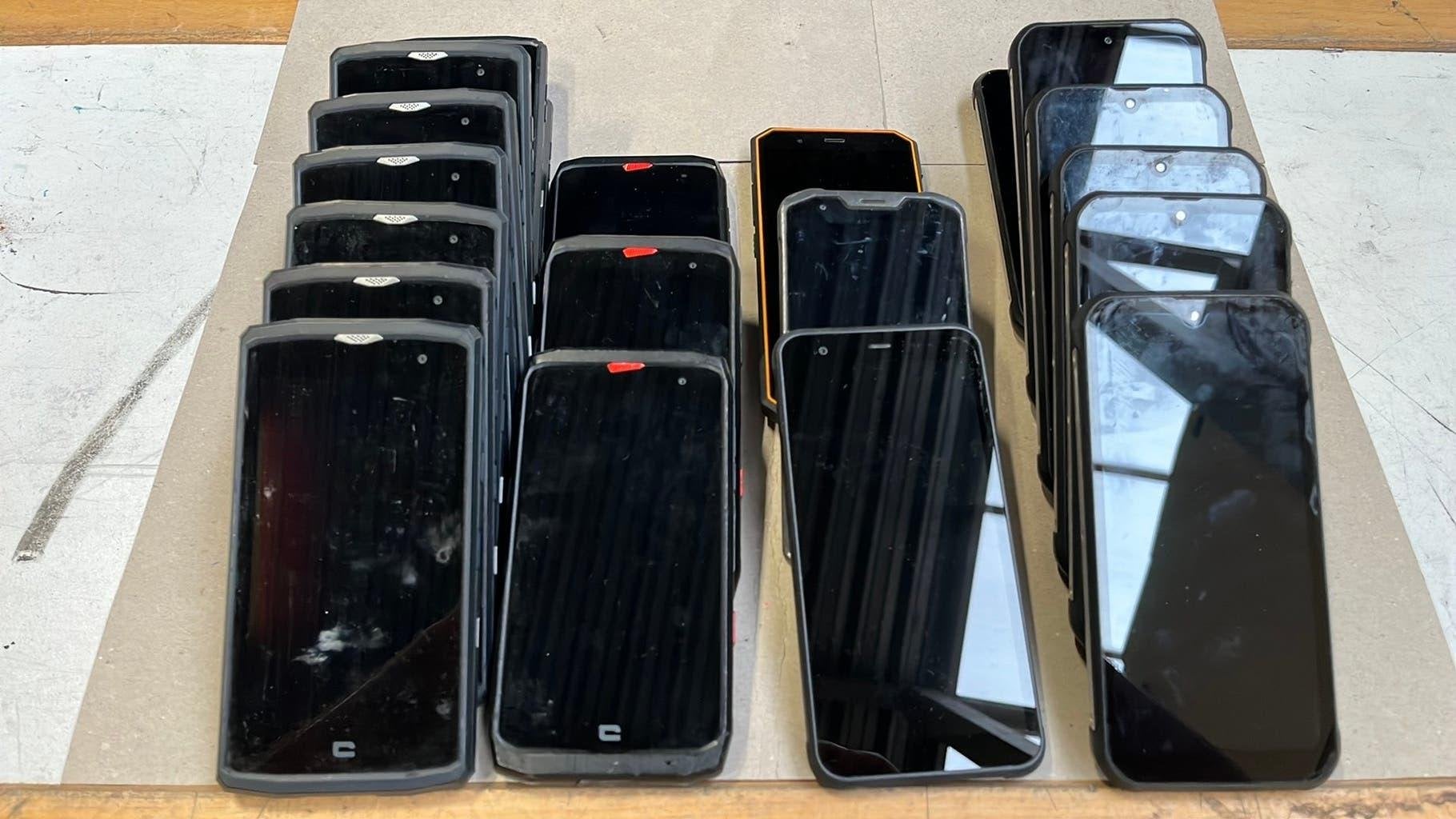 Partij 20 stuks smartphones CROSSCALL GIGASET BLACKVIEW etc., Universeel, Gebruikt, Overige typen, Onbekend