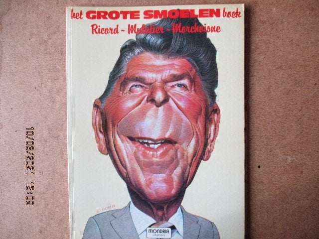 adv0333 grote smoelen boek, Eén stripboek, Ophalen, Gelezen