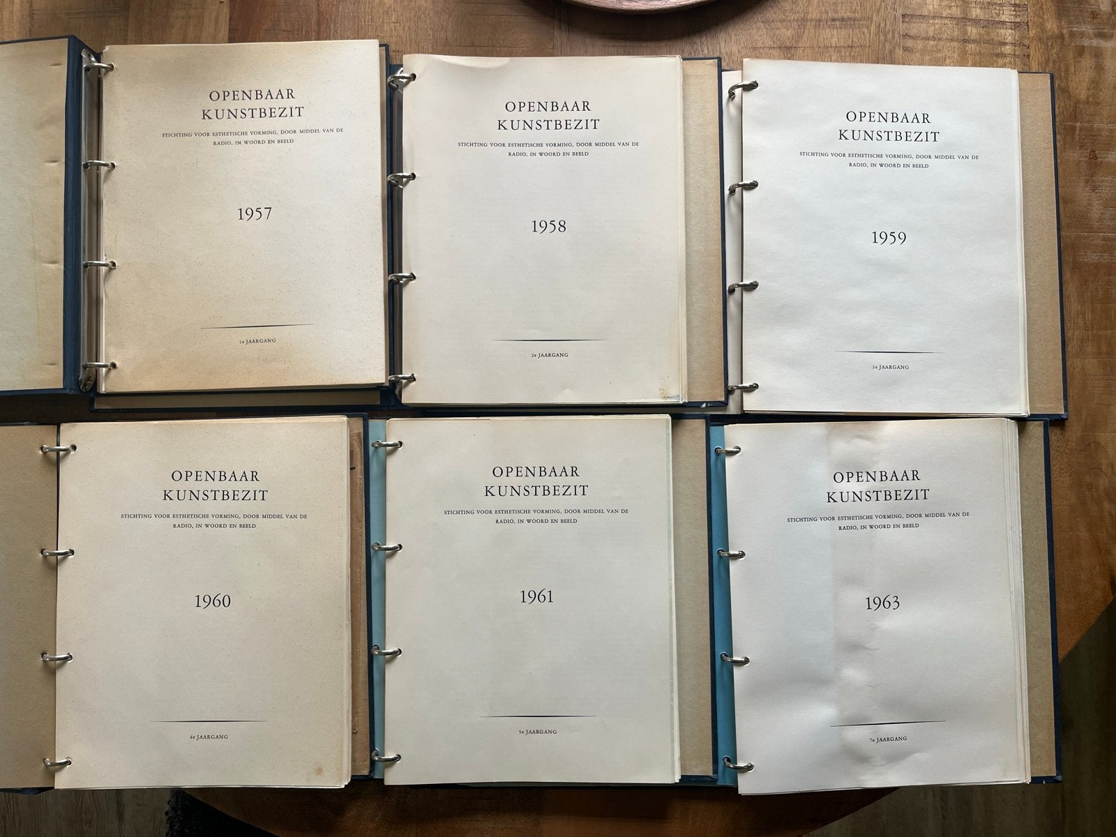 Openbaar Kunstbezit - set 1957-1963 (geen 1962), Boeken, Ophalen of Verzenden, Gelezen, Nederland