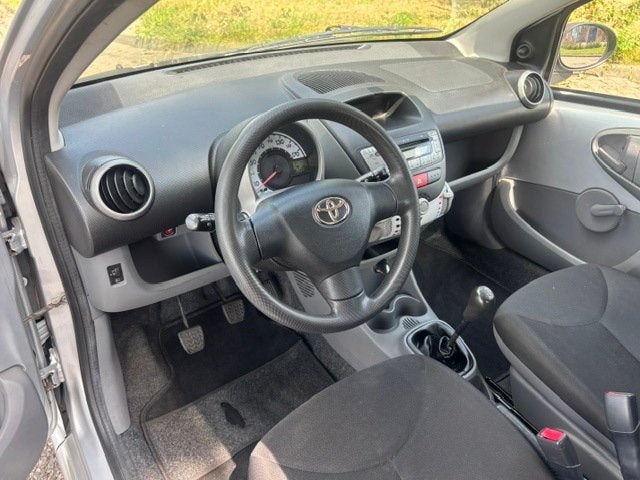 Toyota Aygo 1.0-12V Access 3-Drs Audio-CD/MP3 Colorpakket LM, Voorwielaandrijving, Euro 5, Stof, Gebruikt