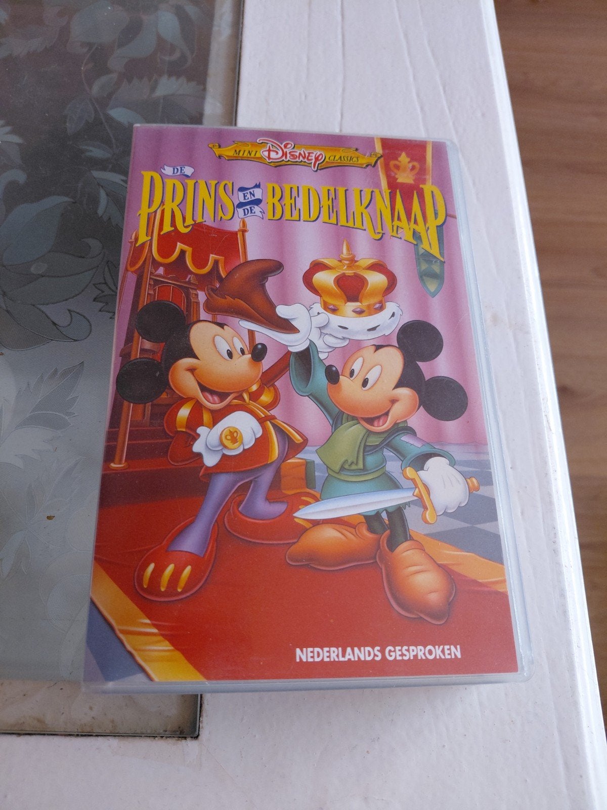 Mini Disney Classics De Prins en de Bedelknaap VHS., Gebruikt, Tekenfilm, Alle leeftijden, Ophalen of Verzenden