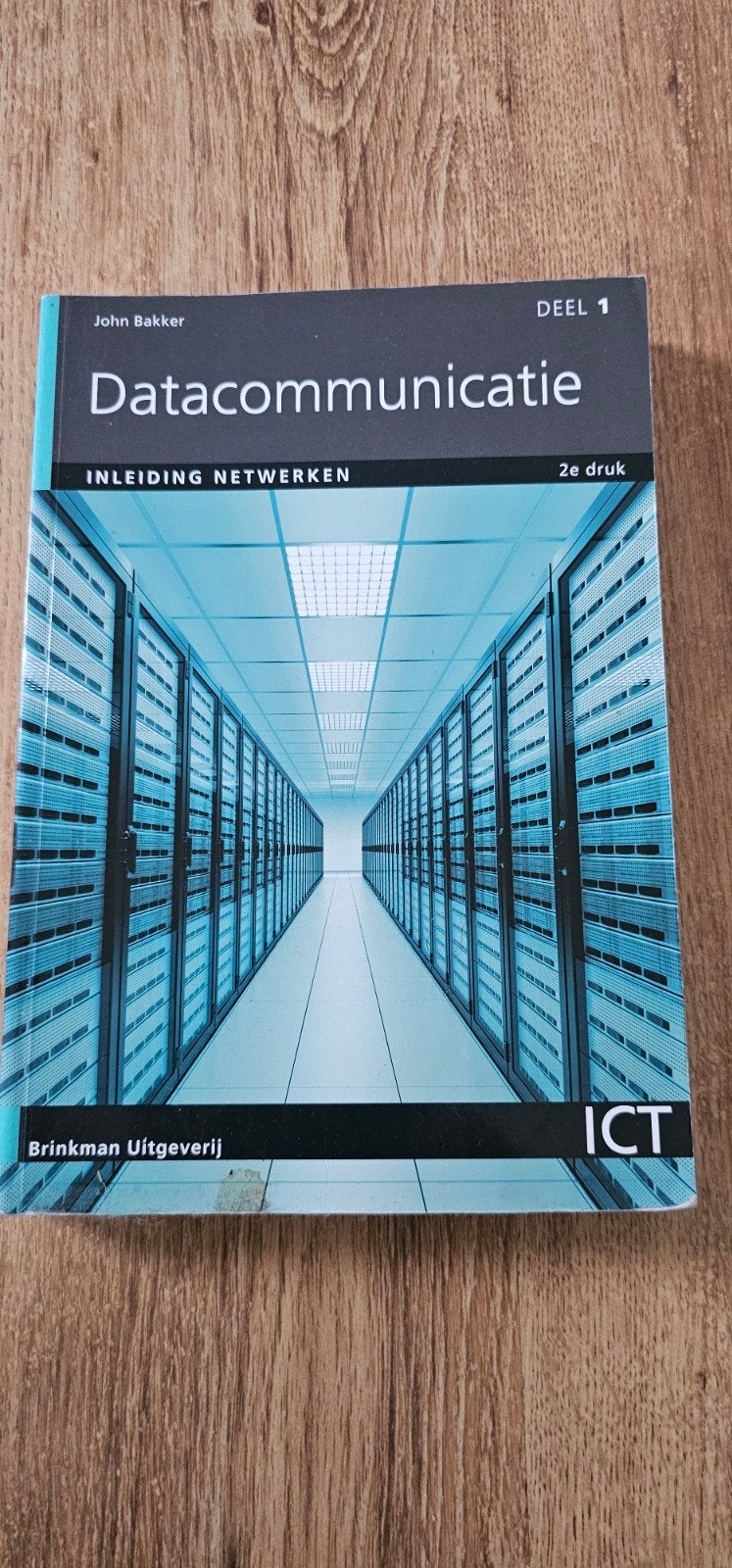 MBO ICT Studieboek Datacommunicatie deel1, Ophalen of Verzenden, Zo goed als nieuw