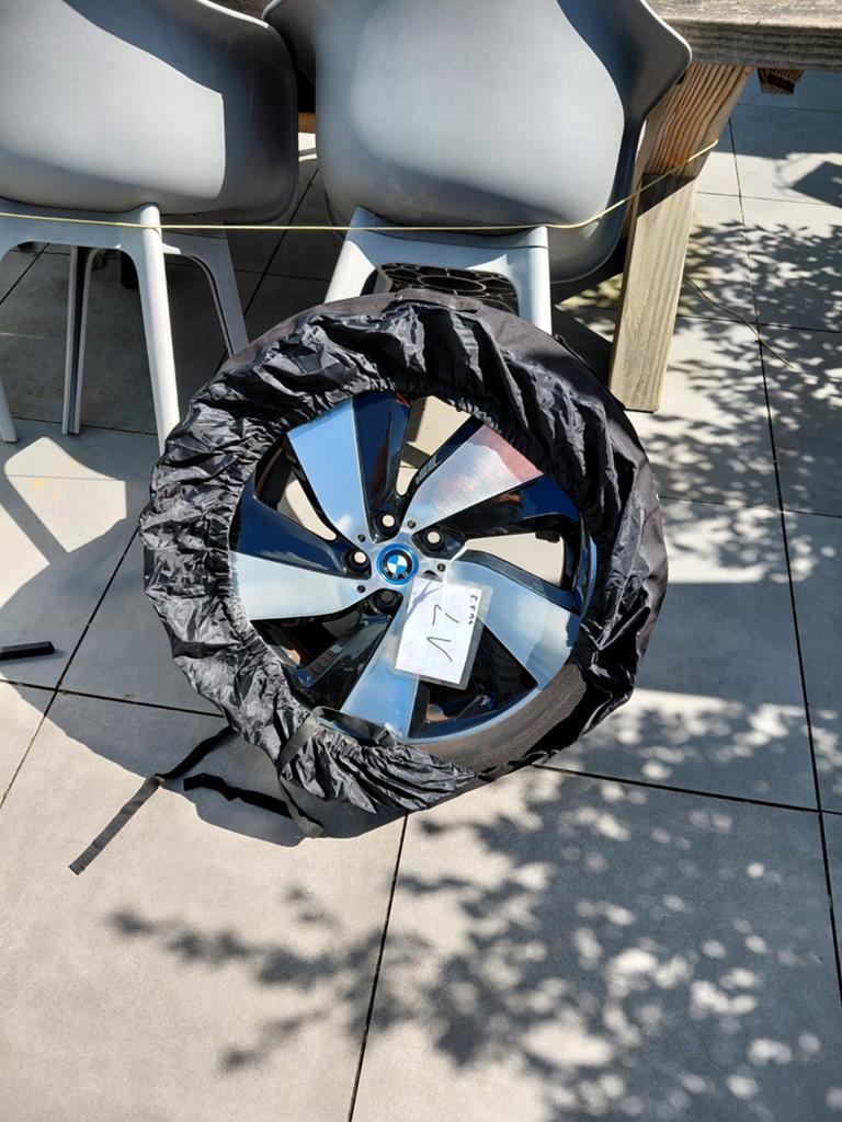 Wielhoezen Set van 4 - Sterk Materiaal, Auto diversen, Ophalen of Verzenden