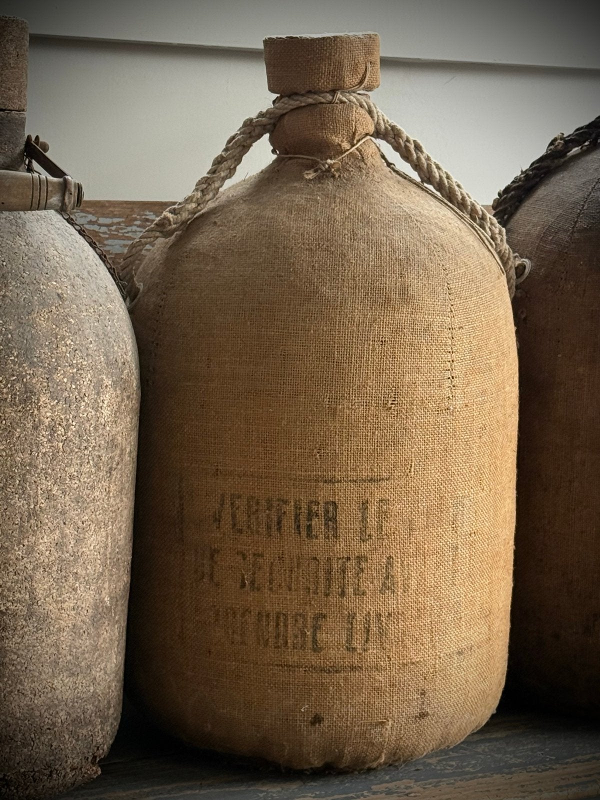 Antieke Wijnfles / Gistfles met Jute en Tekst, Ophalen of Verzenden