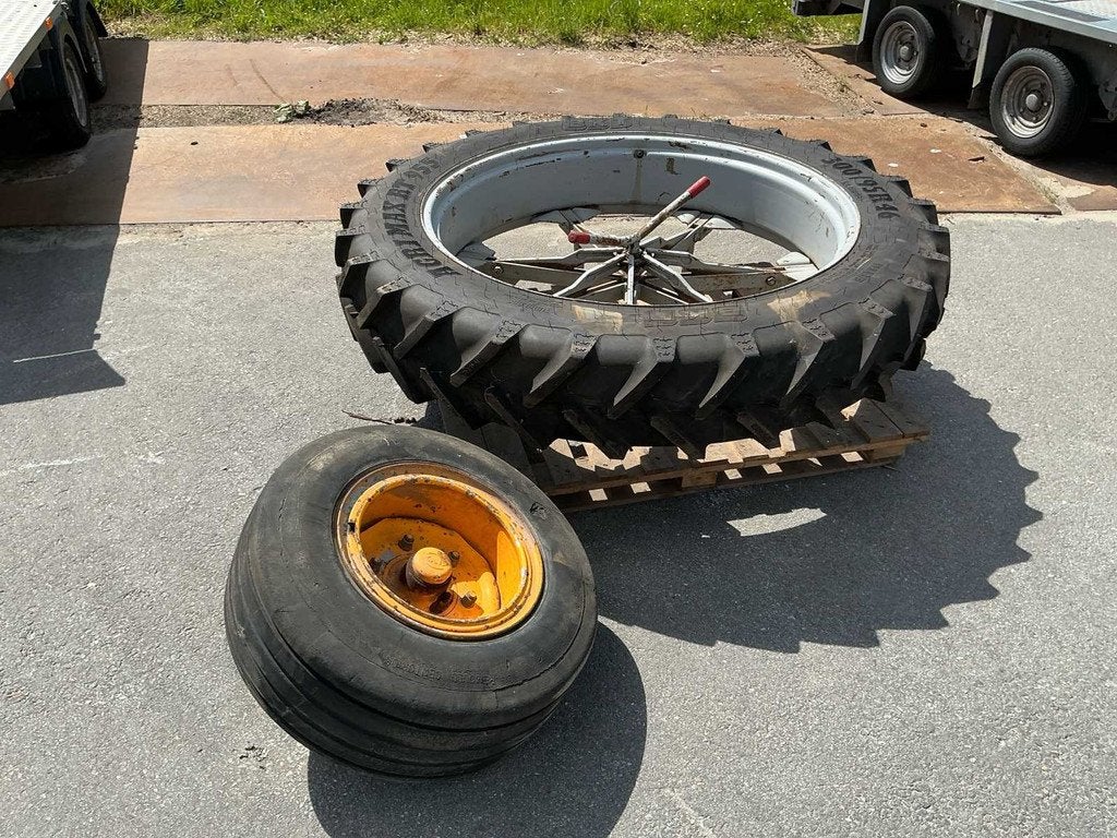 BKT Agrimax RT 955 Band met velg, Zakelijke goederen, Agrarisch | Onderdelen | Banden, Velgen en Assen