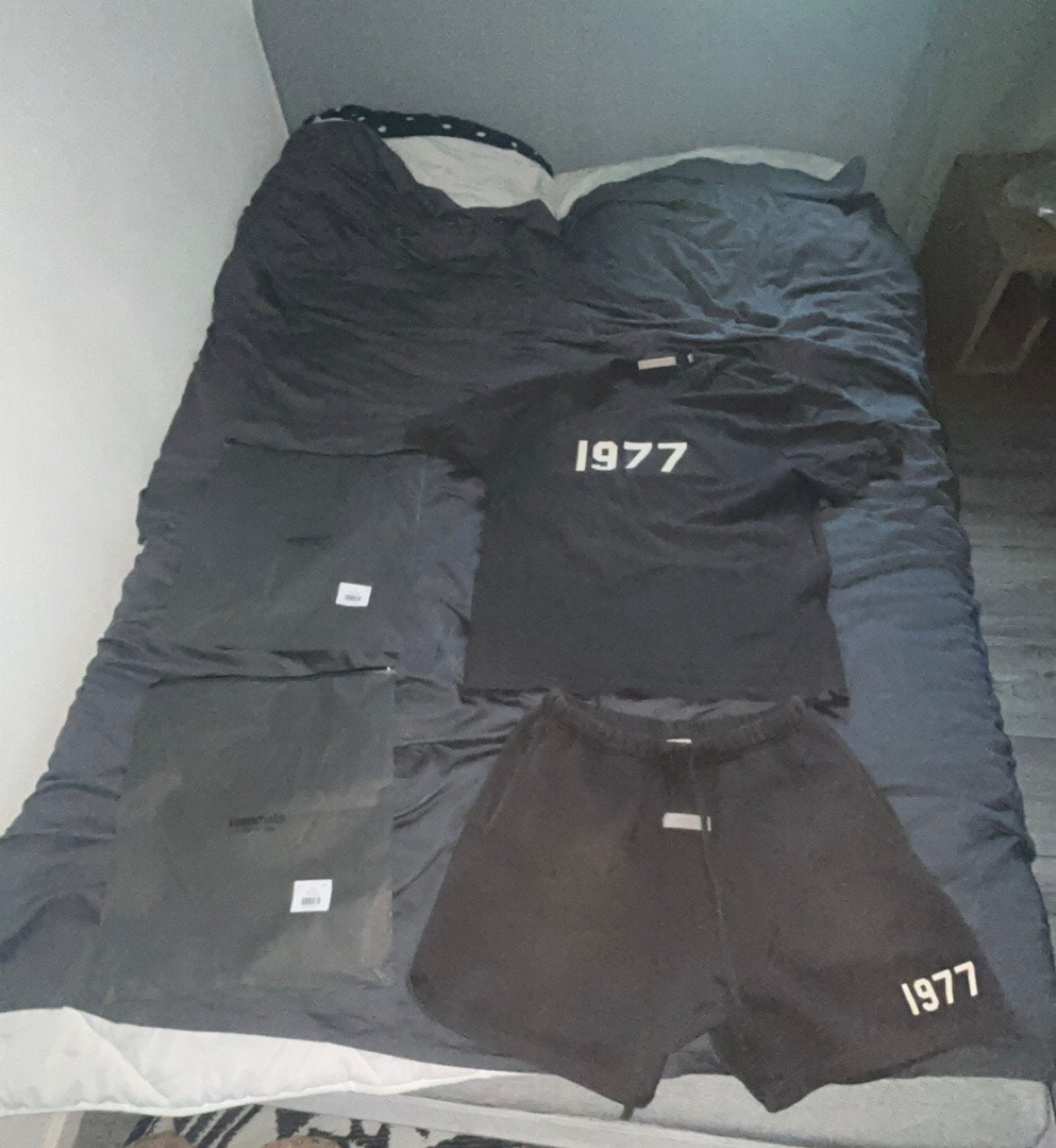 Esentials (1977) set, Ophalen of Verzenden, Zo goed als nieuw