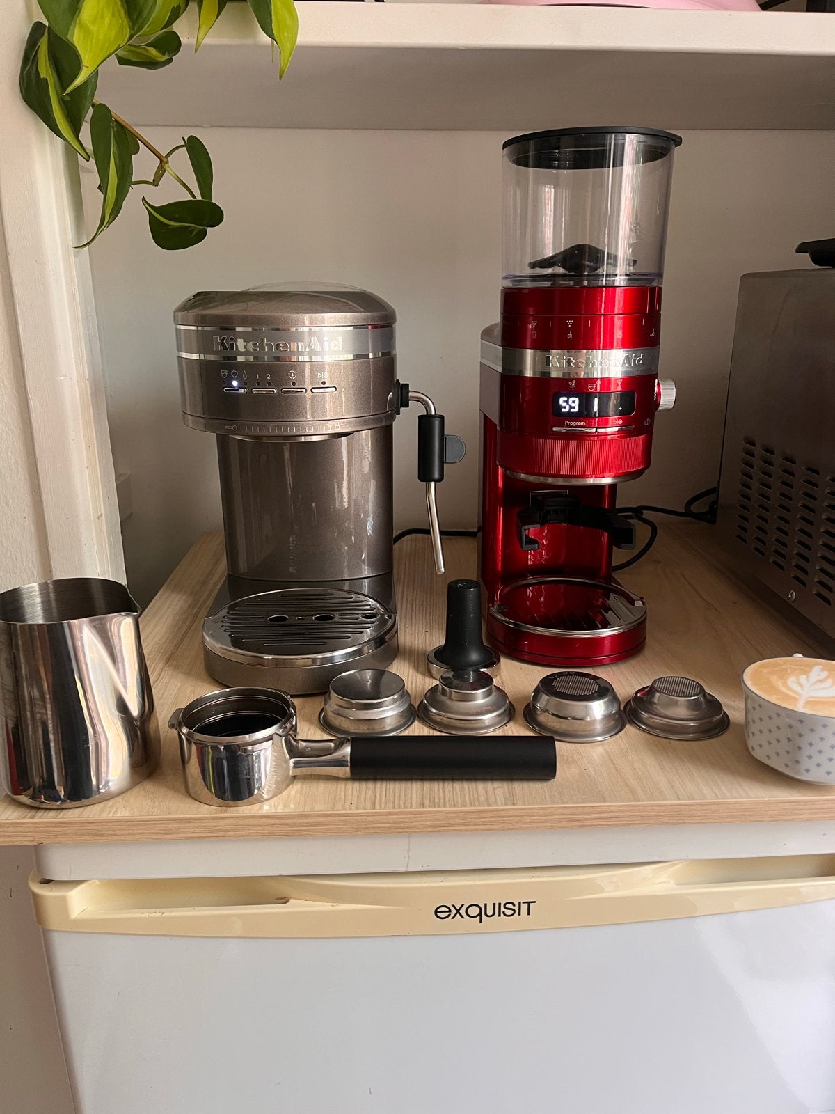Kitchenaid Espressomachine met Koffiemolen, Stoompijpje, Zo goed als nieuw, Combi, Koffiebonen