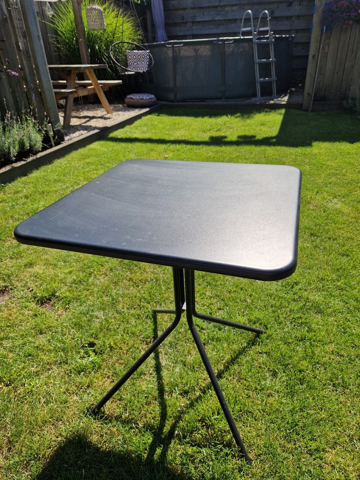 Zwart bijzettafeltje 60 x 60 x 70, Ophalen, Gebruikt, Vierkant, Metaal
