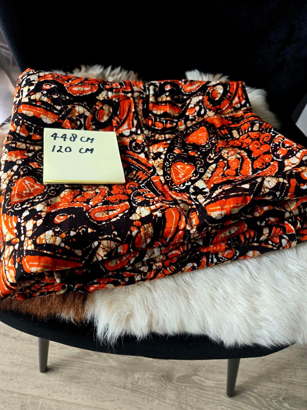 Batik stof, 448cm x 120 cm, oranje, zwart, wit, Gebruikt, Meerkleurig, 200 cm of meer, Ophalen of Verzenden