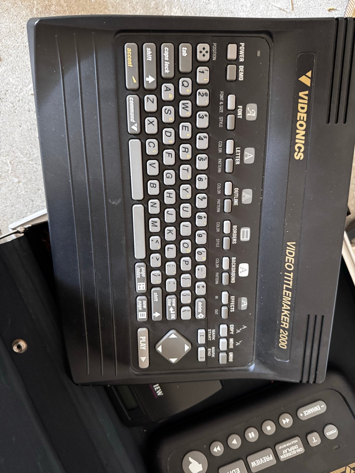 Videonics Titlemaker 2000 & Thumbs Up Video Editor, Ophalen, Gebruikt, Video