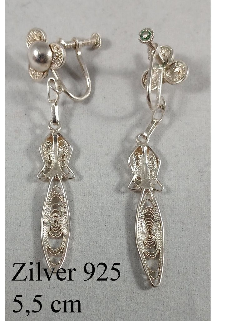 2 oorbellen filigrain 925 zilver Echt zilver, Sieraden, Tassen en Uiterlijk, Oorbellen, Hangers, Zilverjuwelier.nl, Ophalen of Verzenden