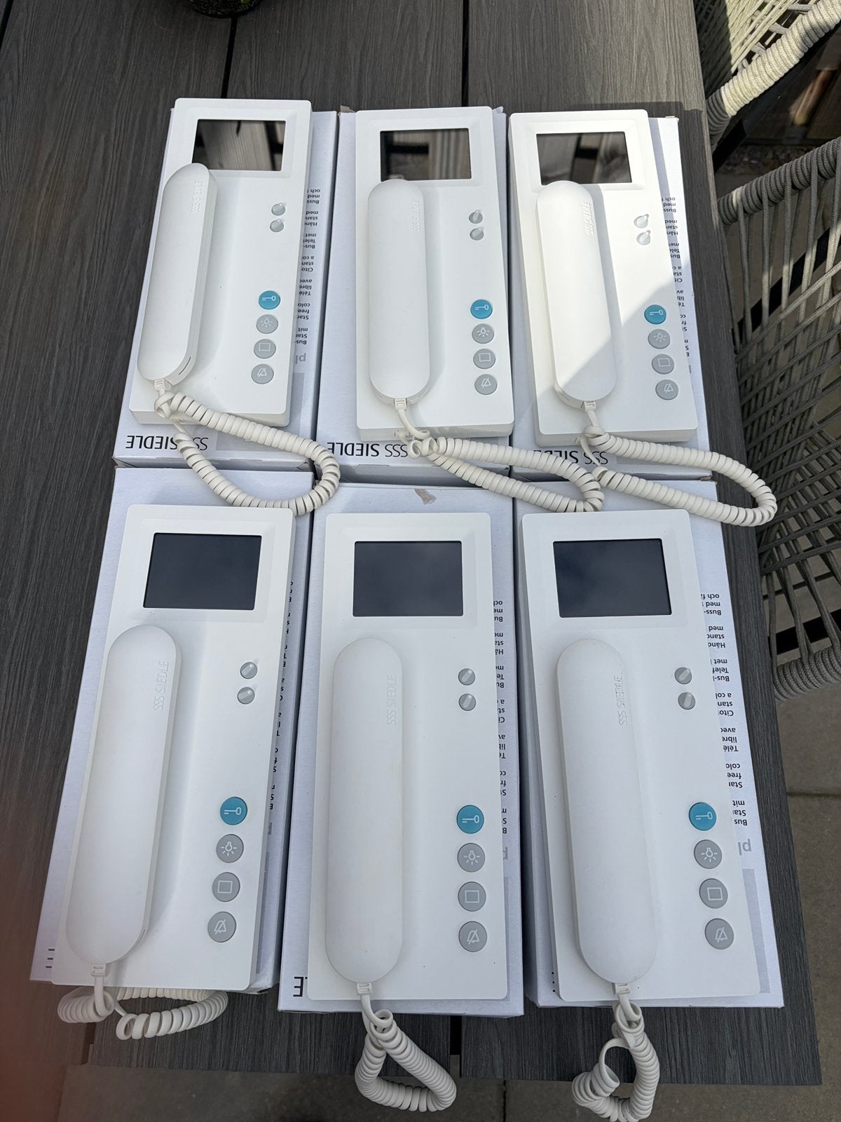 SSS Siedle BTSV 850-03 Bus-telefoon met kleurenscherm, Ophalen of Verzenden, Gebruikt, 4 handsets of meer