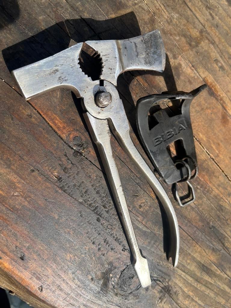 Oude tang multitool, Ophalen of Verzenden, Zo goed als nieuw