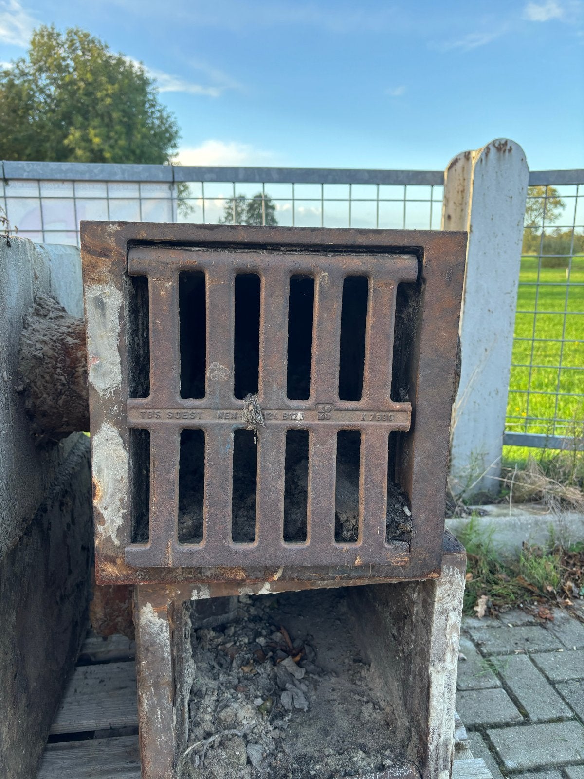 Gebruikte straatkolken - 4 stuks, Ophalen, Gebruikt, Overige materialen, Afvoer