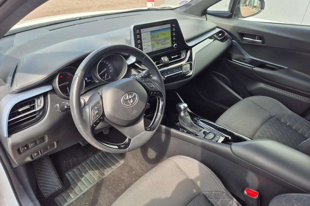 Toyota C-HR 1.8 Hybrid Dynamic |Apple Carplay| Camera achter, Stof, Euro 6, 4 cilinders, Bedrijf