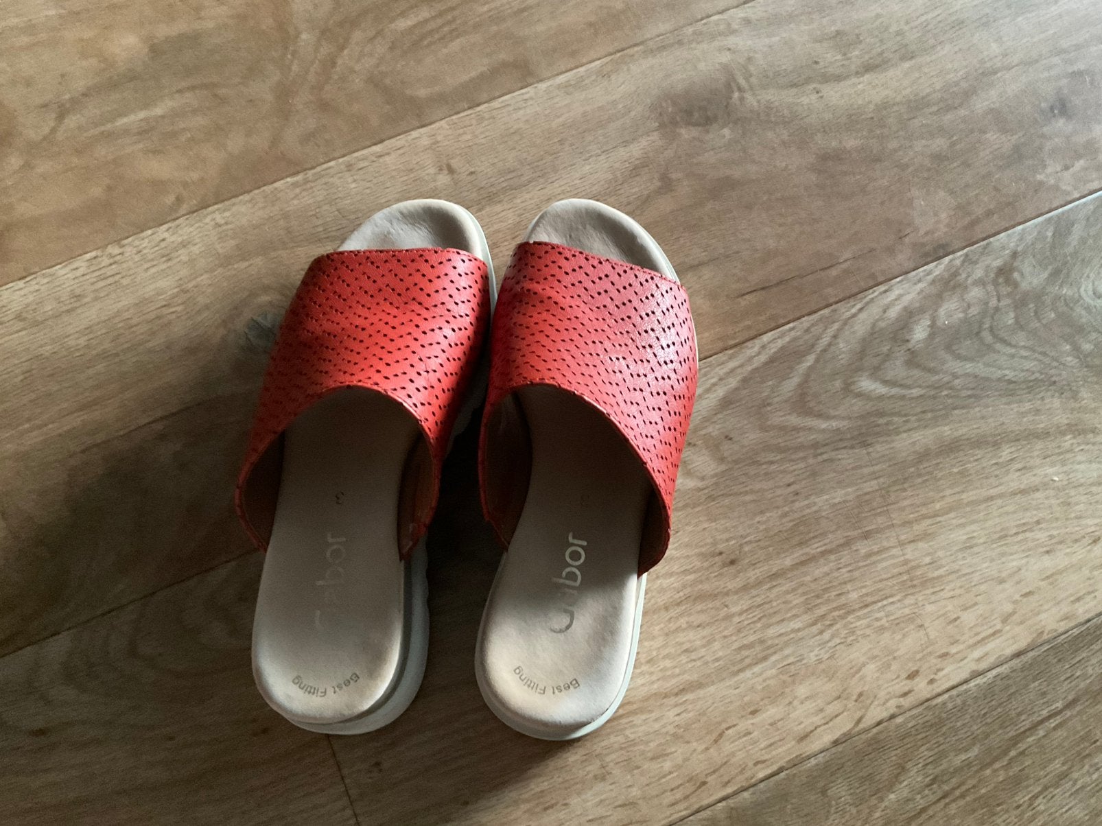 Gabor maat 3 of 35.5 als nieuw, Kleding | Dames, Schoenen, Ophalen of Verzenden, Zo goed als nieuw, Rood
