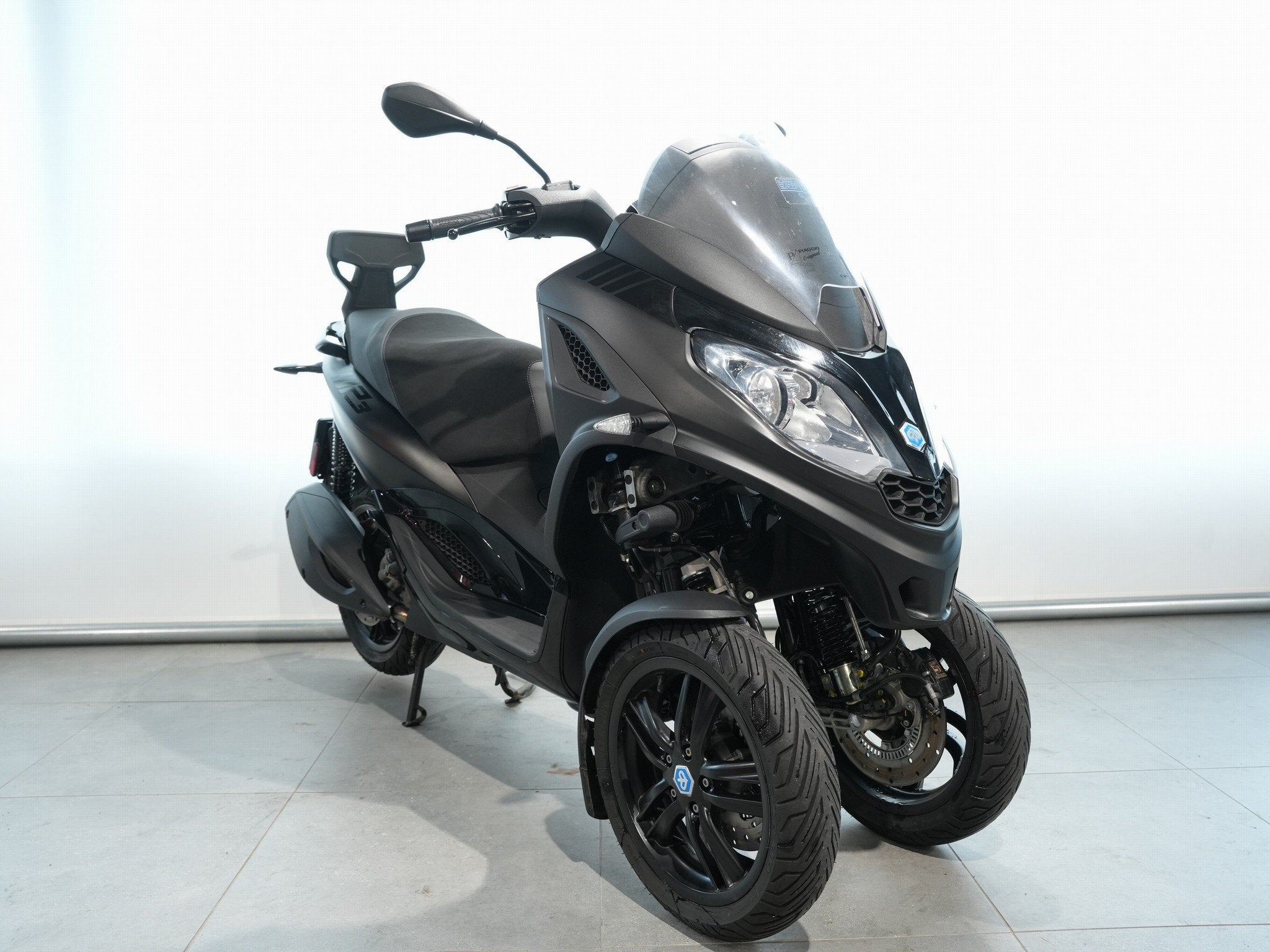 Piaggio MP3 300 HPE SPORT (bj 2023), Scooter, Info@piaggio.com, Piaggio & C. S.P.A., Viale Rinaldo Piaggio 25
56025  PONTDERA, IT