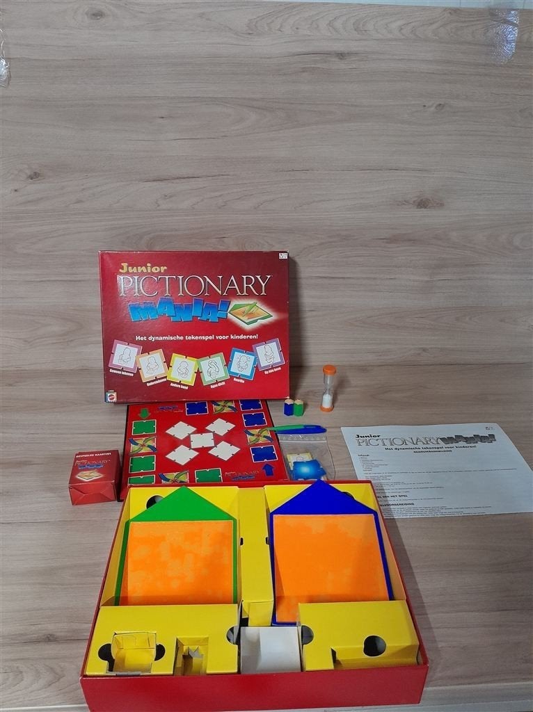 pictionary junior mania [s1247], Verzenden, Zo goed als nieuw