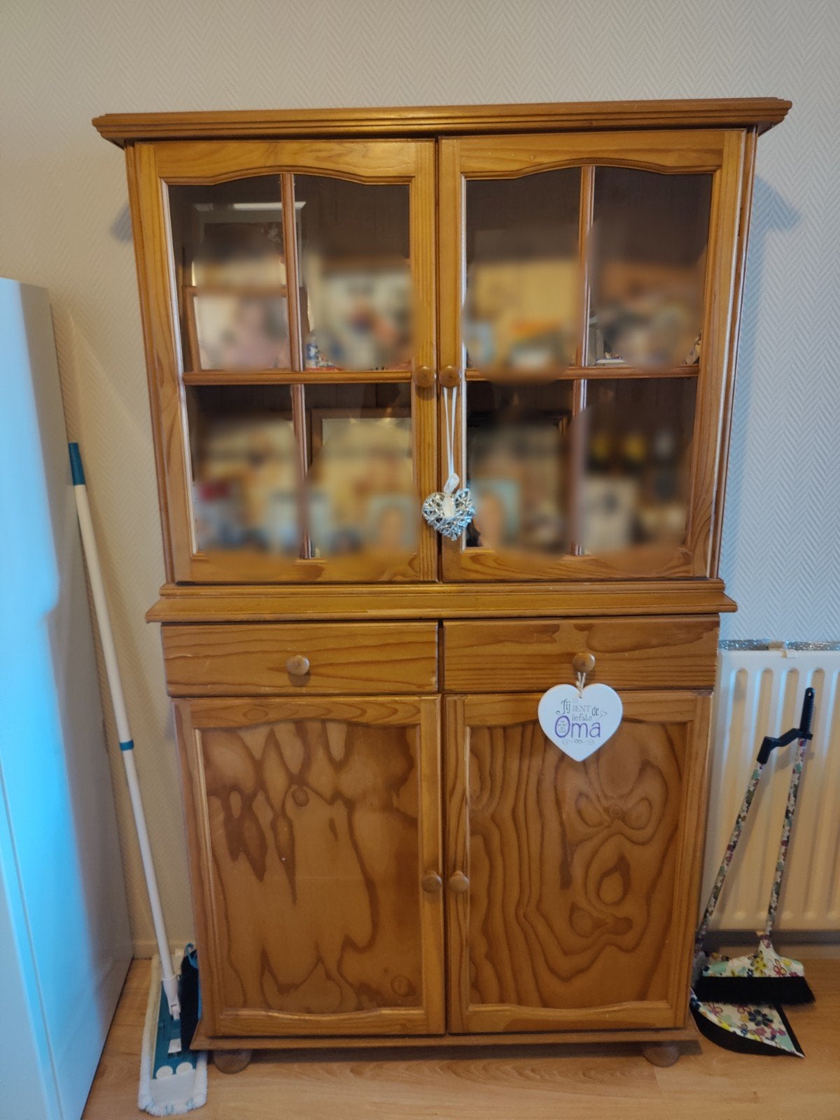 Buffet kast, Ophalen