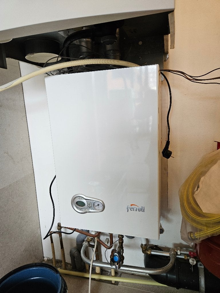Ferroli CV ketel + AGPO HR Optifor WTW, Doe-het-zelf en Verbouw, Verwarming en Radiatoren, Ophalen, 30 tot 80 cm, Gebruikt, Hoog rendement (Hr)