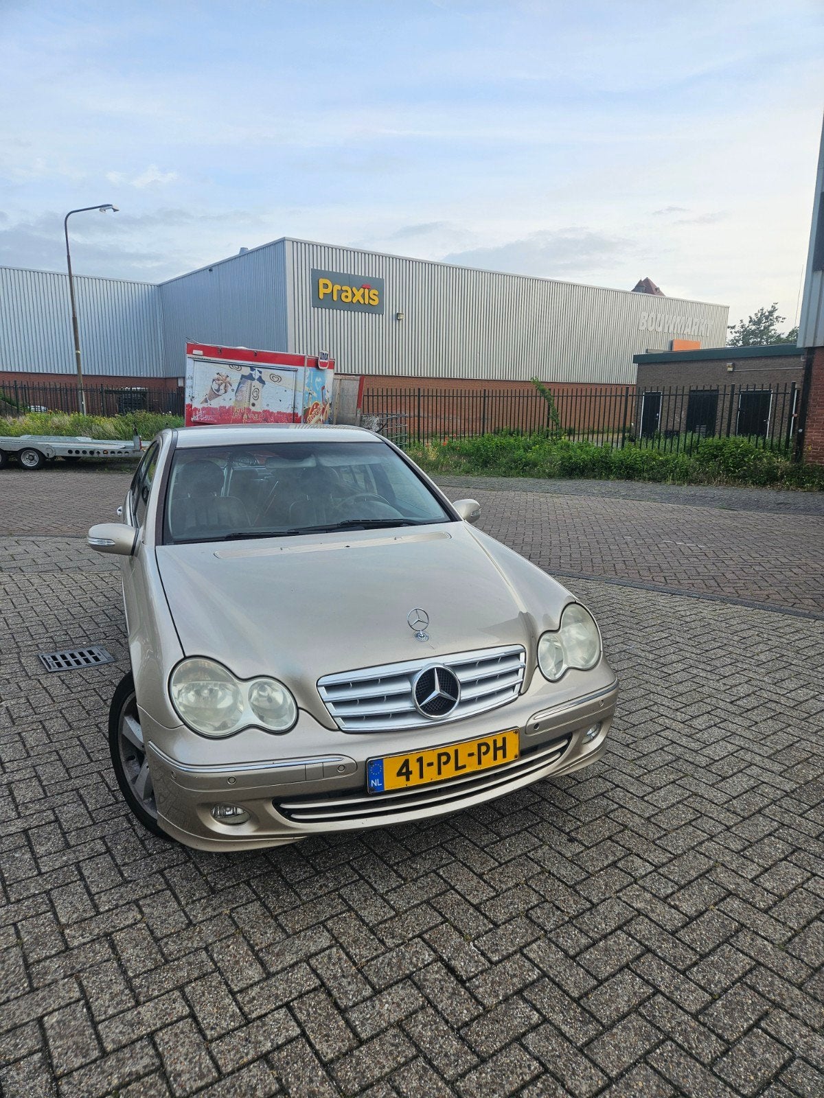Mercedes-Benz C-Klasse 1.8 C180 Kompr Sedan AUT 2004, Auto's, Mercedes-Benz, Particulier, C-Klasse, ABS, Airbags, Airconditioning