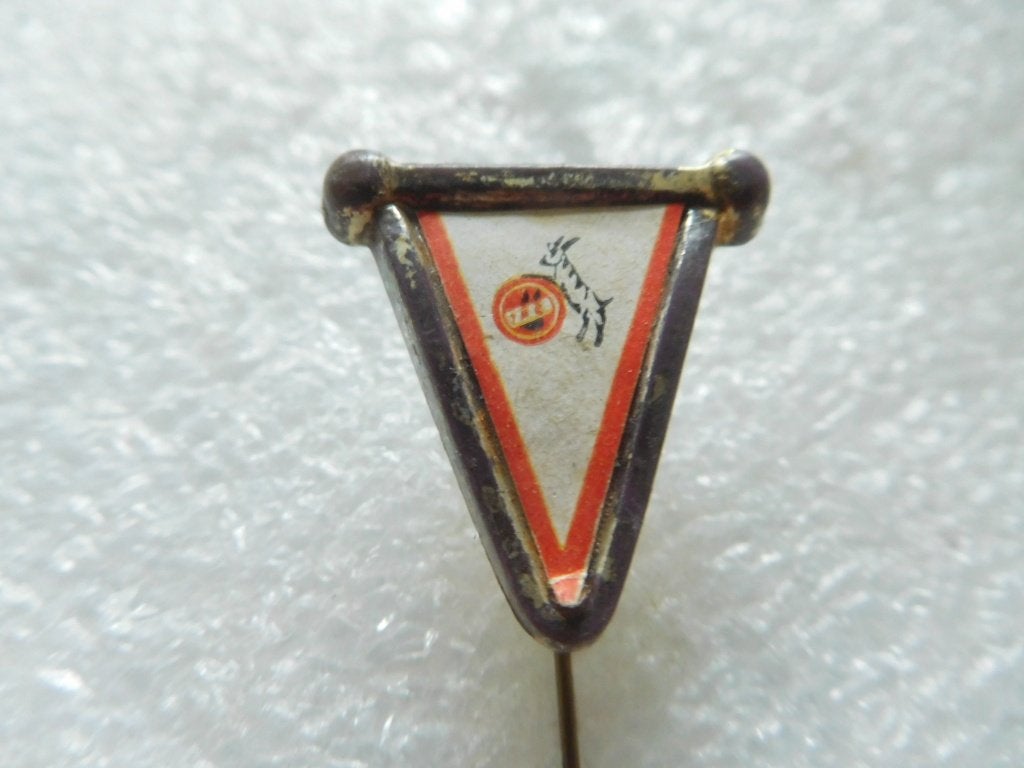 speldje vaantje duitse voetbalclub F.C. Koln, Verzenden, Gebruikt, Sport, Speldje of Pin