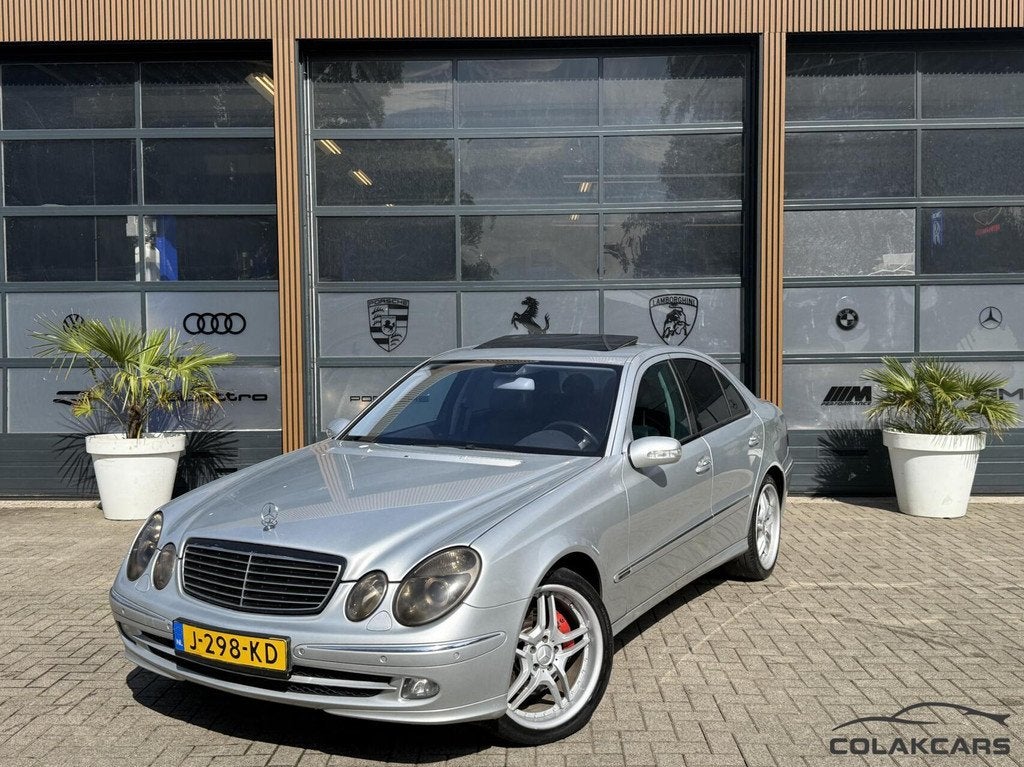 Mercedes E-klasse 350 Avantgarde-V6-Airco-Schuifdak-NieuwAPK, Auto's, Automaat, Achterwielaandrijving, Gebruikt, Euro 4