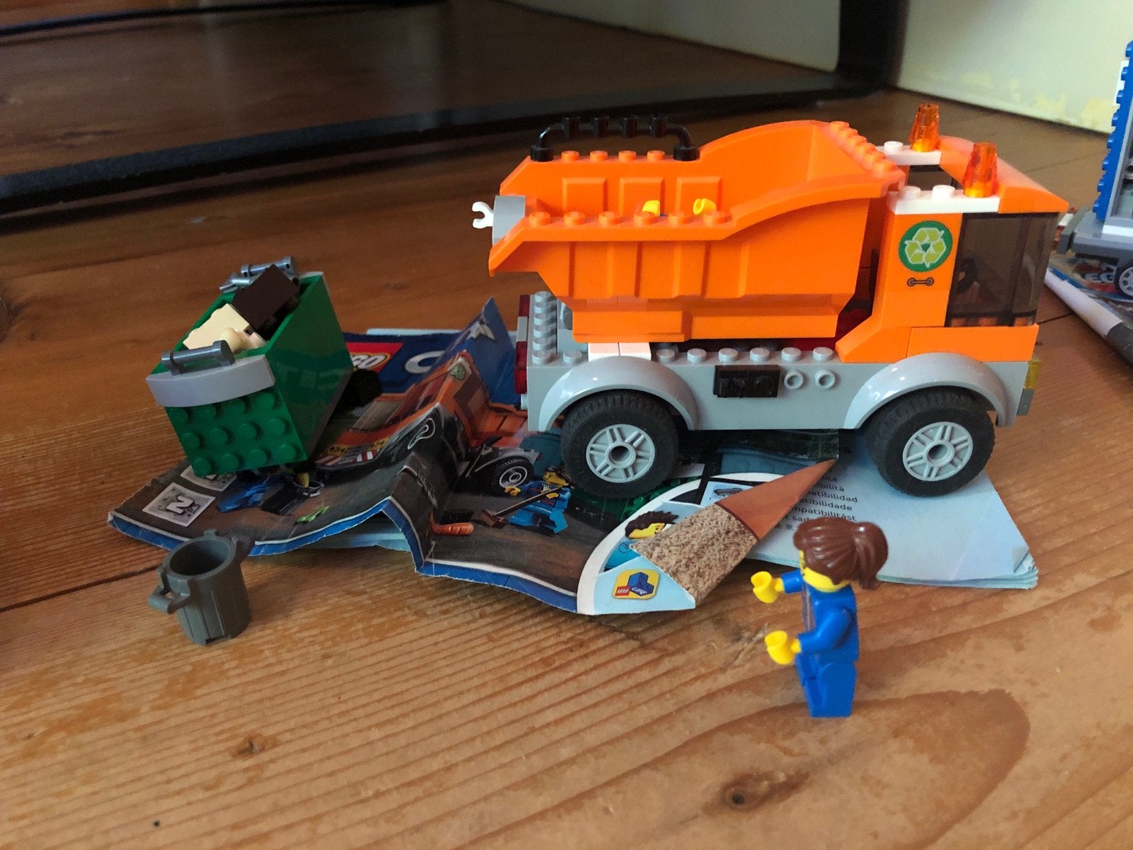 Lego City Vuilniswagen 60220 met minifiguur, Kinderen en Baby's, Lego, Ophalen of Verzenden, Compleet, Complete set