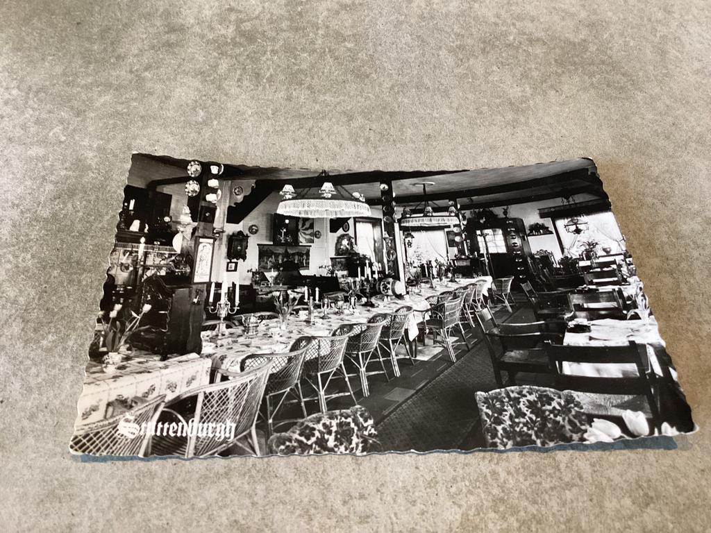 Monnickendam.      Hotel Cafe Restaurant ,, Stuttenburgh”, Verzamelen, Ansichtkaarten | Nederland, Ophalen of Verzenden