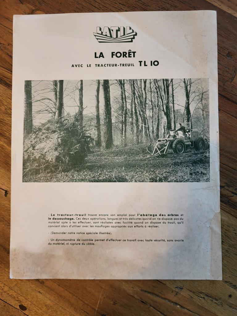 tractor folder Latil TL 10 LA FORET, Boeken, Catalogussen en Folders, Ophalen of Verzenden, Zo goed als nieuw