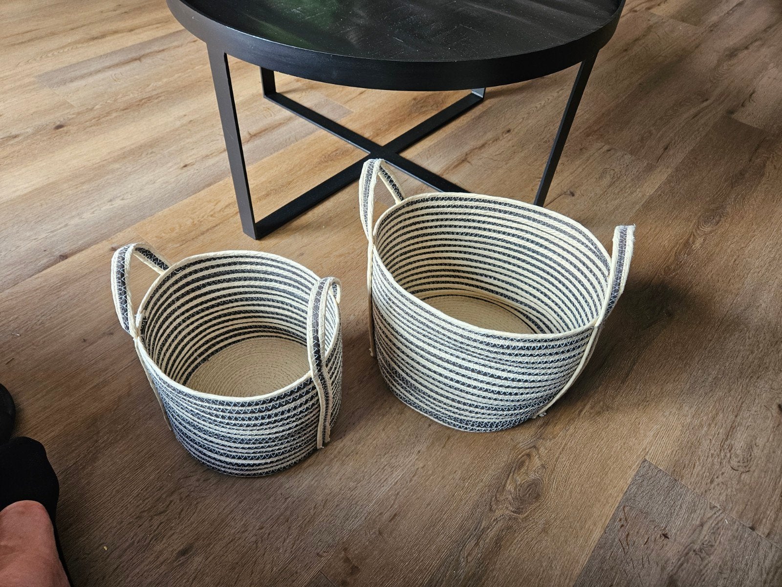 Xenos set van 2 gestreepte opbergmanden met handvatten, Met handvatten, Mand, Textiel, Rond