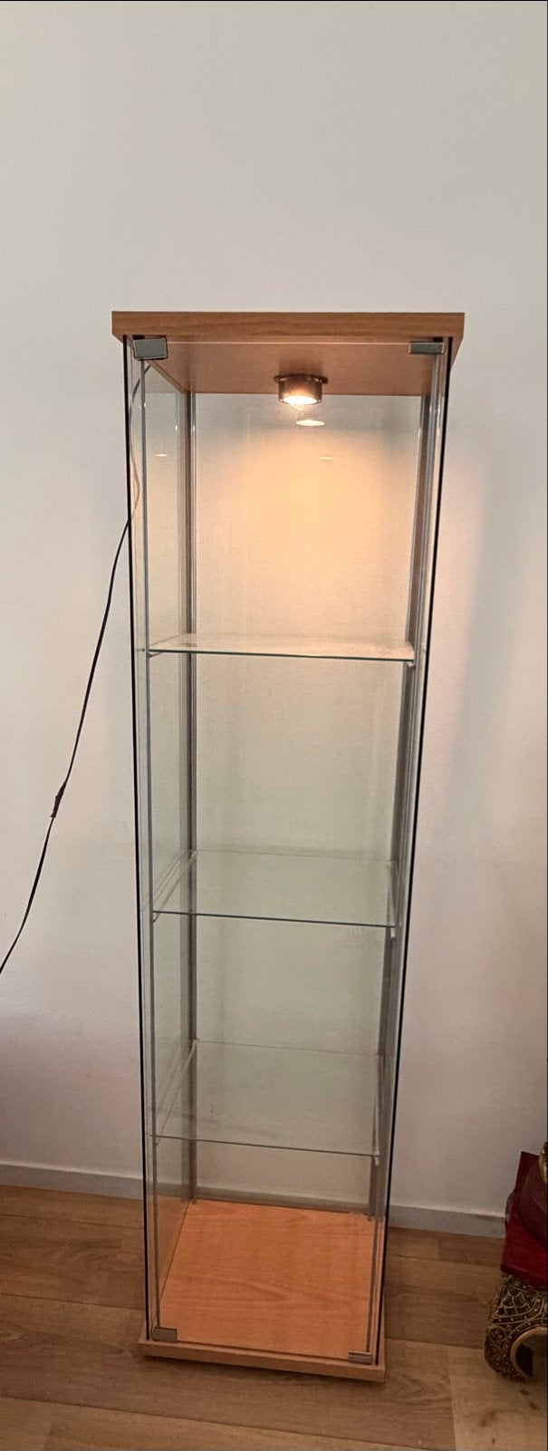 Ikea vitrinekast met verlichting, Ophalen, Met plank(en), Minder dan 50 cm, Gebruikt