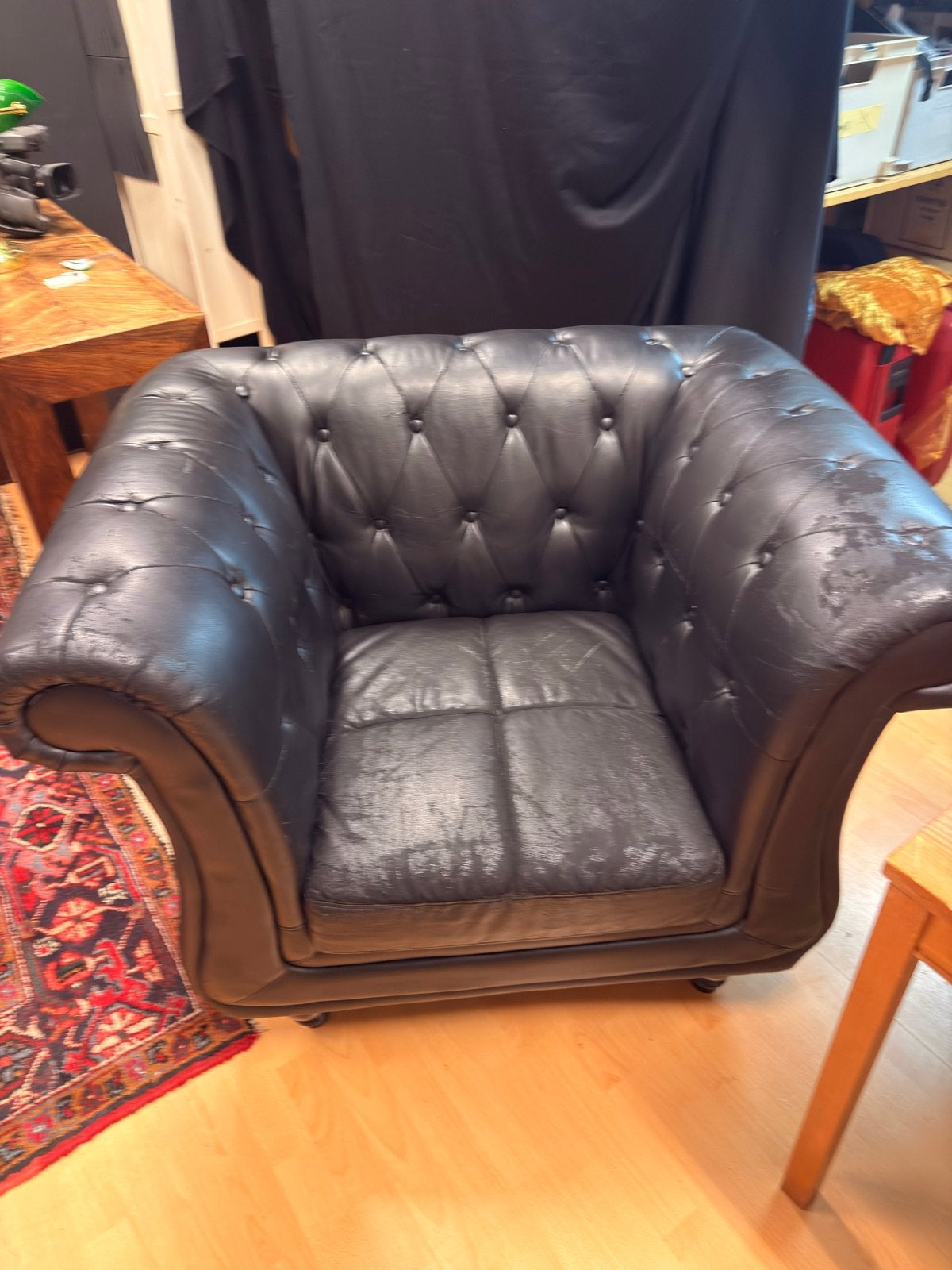 2 Fauteuils met lichte slijtage - Chesterfield stijl, Ophalen, Overige materialen, Gebruikt, Nepleer