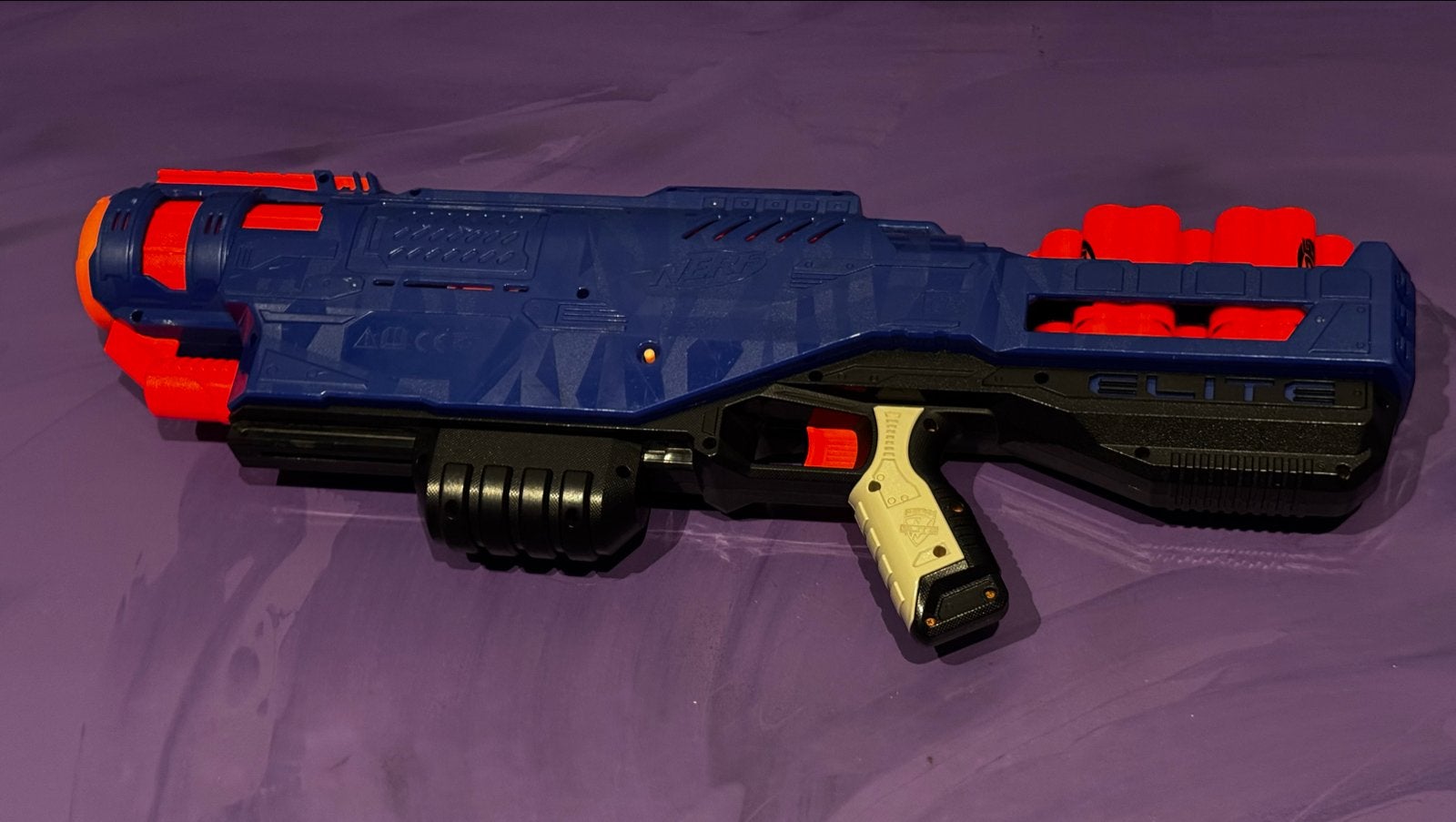 Nerf Elite speelgoedgeweer - Blauw en rood, Kinderen en Baby's, Speelgoed | Actiefiguren, Ophalen, Gebruikt