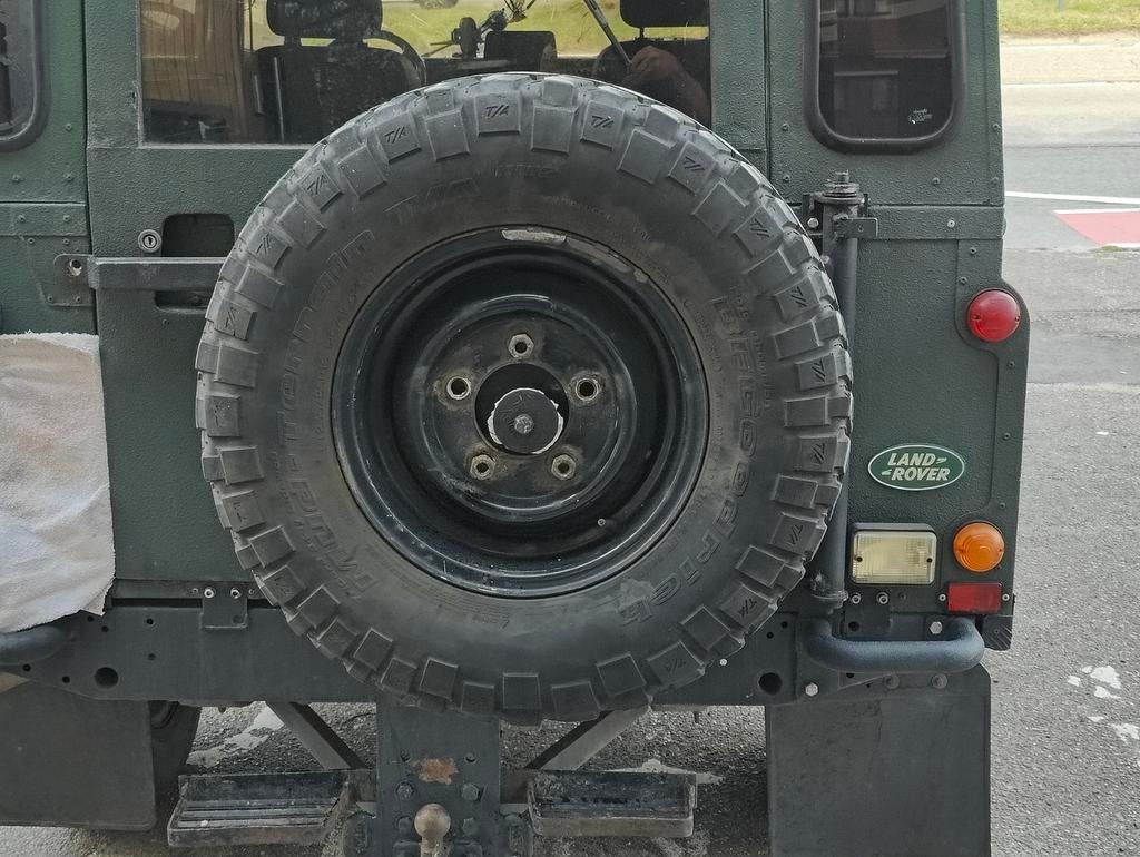Landi reserve wiel systeem, Ophalen, Gebruikt, Land Rover