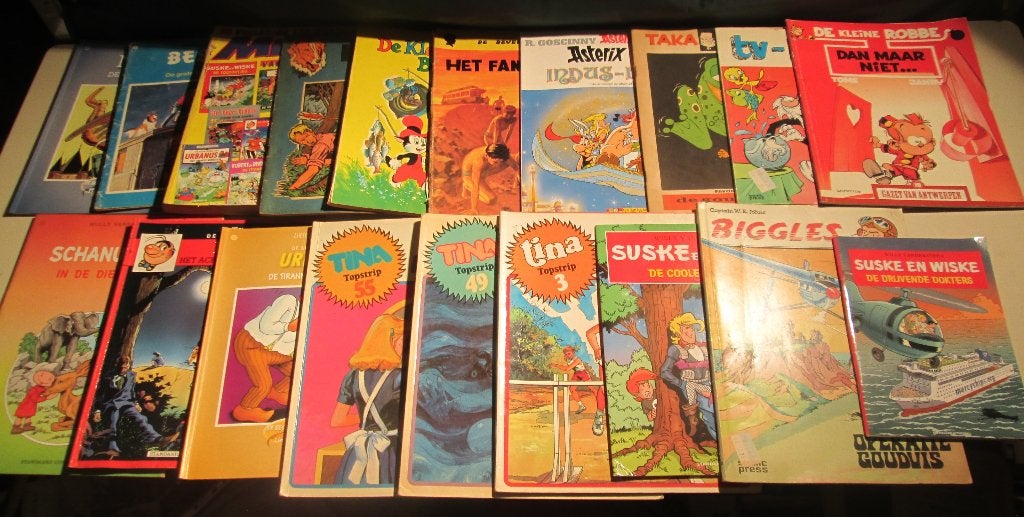 Mooie Partij van 19 Stripboeken, Meerdere stripboeken, Ophalen of Verzenden, Gelezen