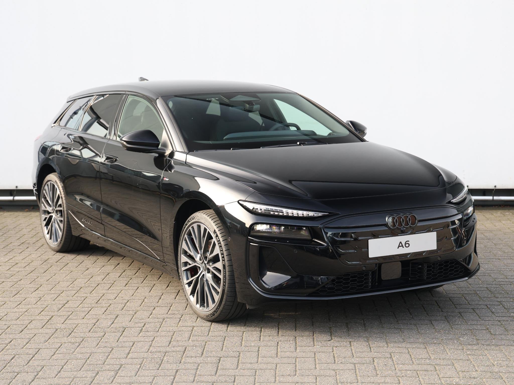 Audi A6 e-tron Avant S edition 83 kWh 210 kW / 286 PK | Opti, Auto's, Automaat, Achterwielaandrijving, Gebruikt, Automatische klimaatregeling