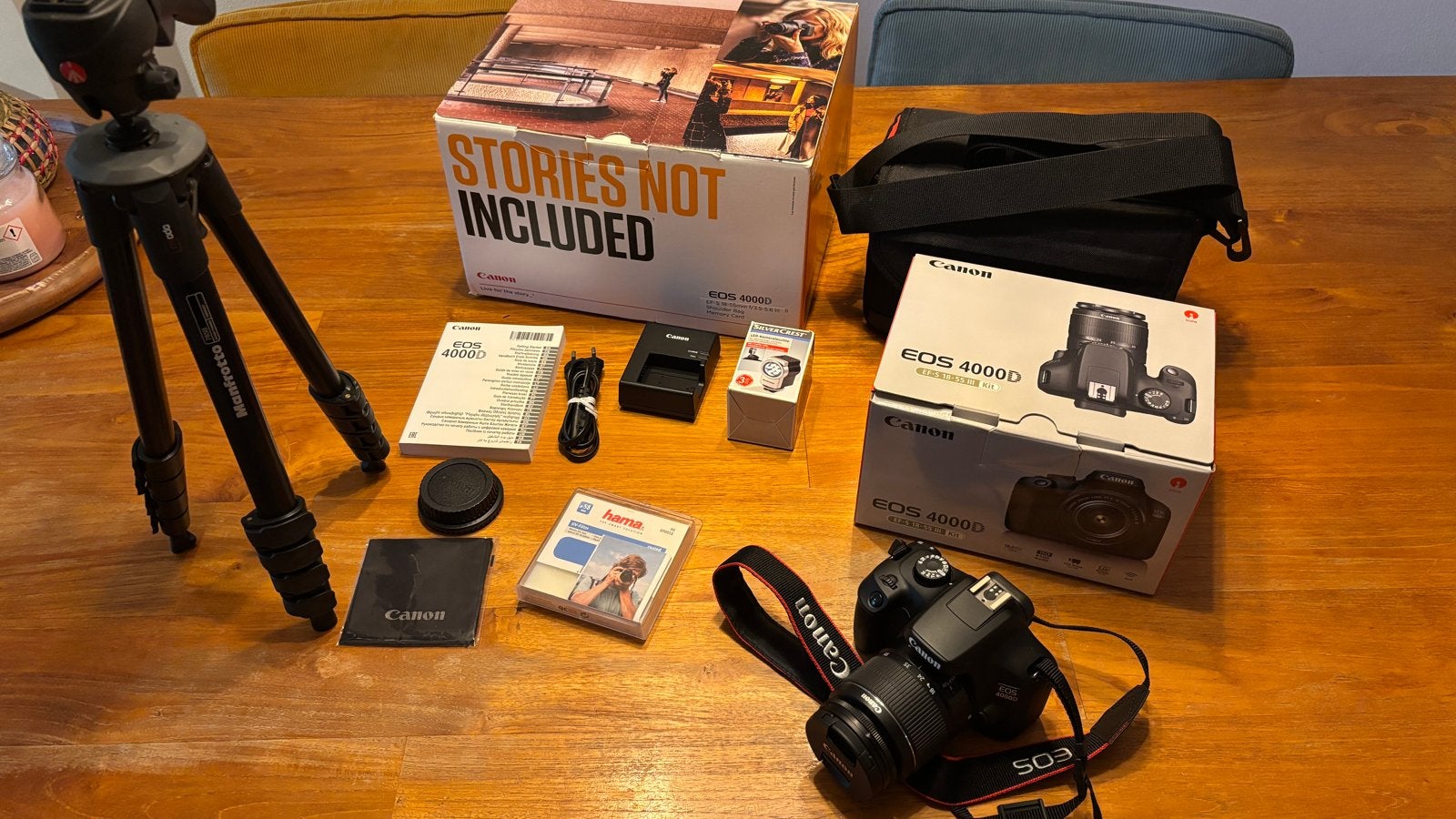Canon EOS 4000D 18-55mm lens 3150 kliks + Manfrotto statief, Ingebouwde flitser, Spiegelreflex, Canon, 18 megapixels
