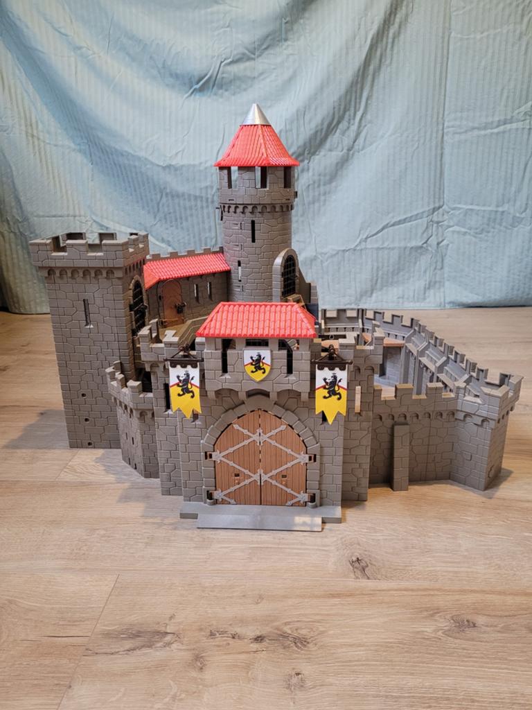 Playmobil 4865 kasteel van de leeuwenridders, Ophalen