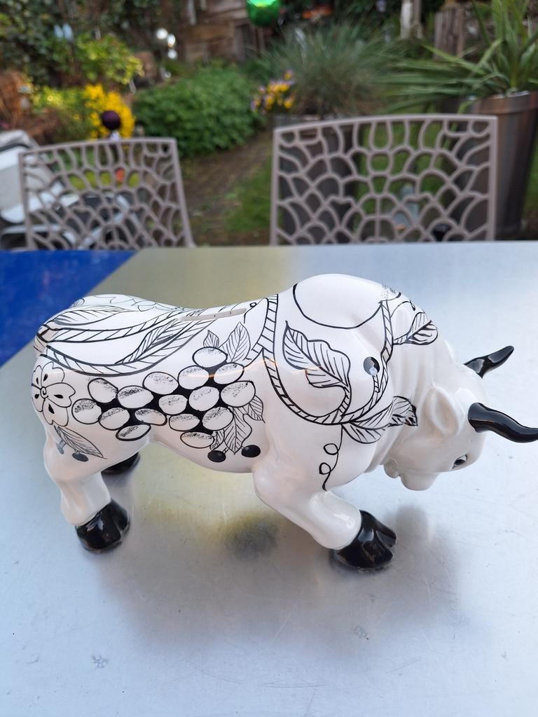 Stier gedecoreerd spaarpot.DALEN,DRENTHE, Ophalen of Verzenden, Zo goed als nieuw, Wit