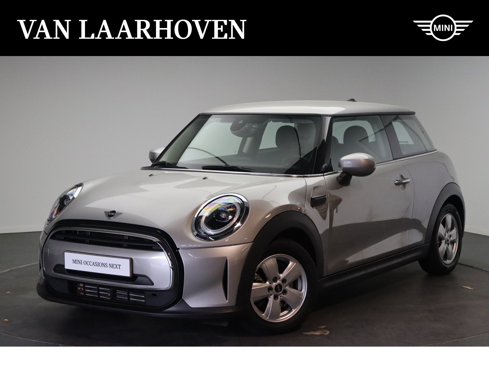 MINI Hatchback Cooper / Essential / Premium Pakket / 15" LM, Auto's, Gebruikt, Met garantie (alle), 4 stoelen, 49 €/maand