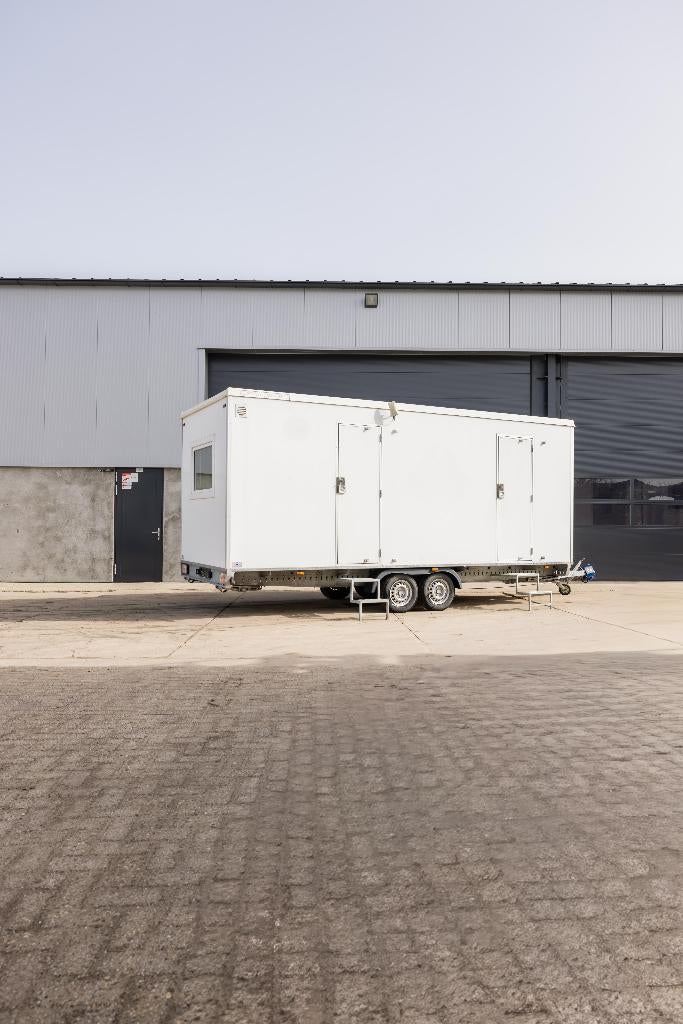 Mobiele keuken + badkamer unit TE HUUR, Ophalen