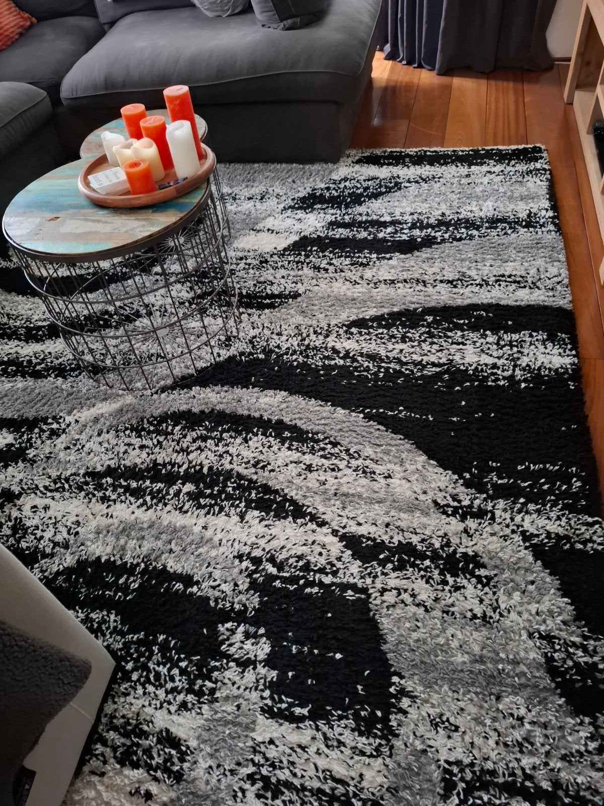 Modern vloerkleed., Zwart, 200 cm of meer, Ophalen of Verzenden, Zo goed als nieuw