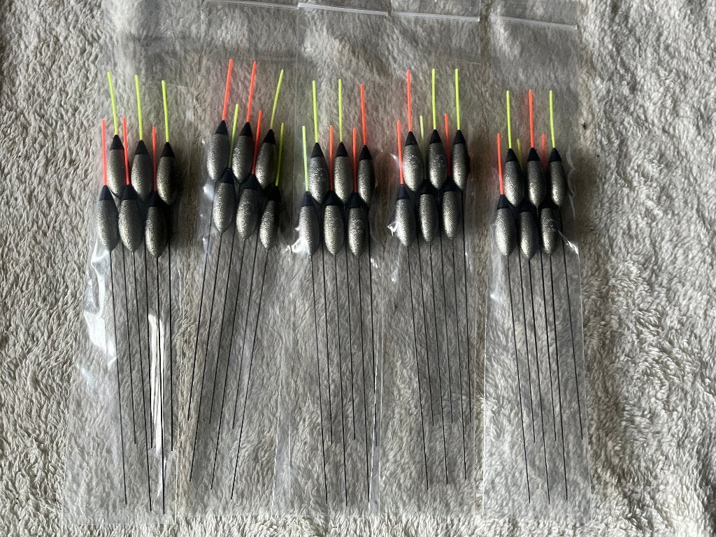 adv 194a / NIEUW set 30 dobbers TUBERTINI 2,50gr, Watersport en Boten, Ophalen of Verzenden, Nieuw, Dobber of Lood