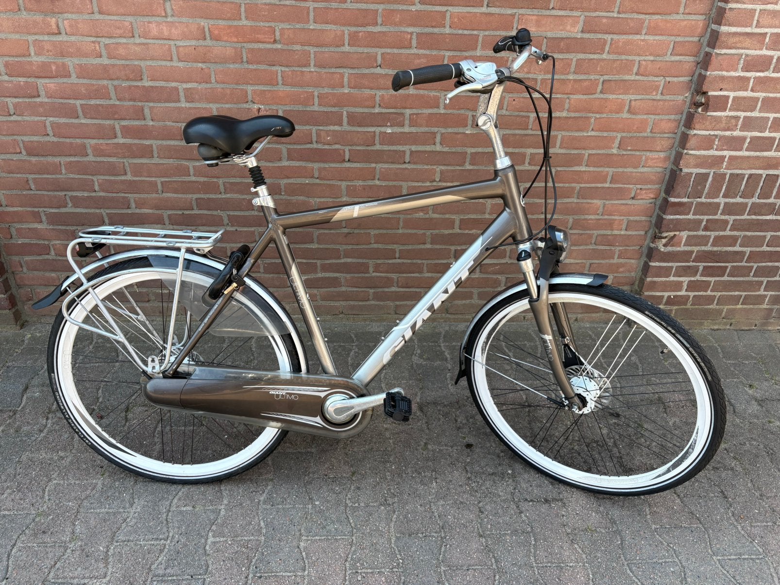 Te koop zeer mooie Giant Utlimo herenfiets 61cm 8versn, Ophalen, Gebruikt, Versnellingen, Giant